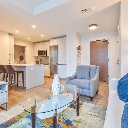 Luxury Apt Heart Of Seaport Boston Exterior photo