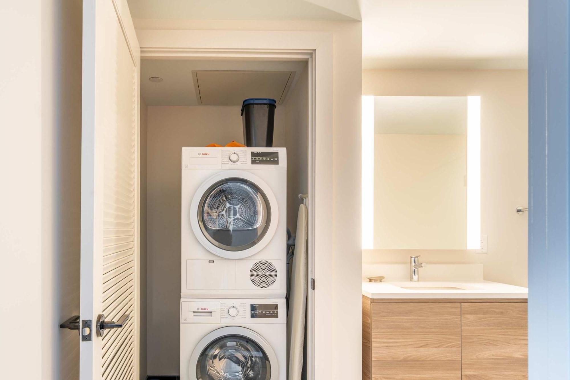 Luxury Apt Heart Of Seaport Boston Exterior photo