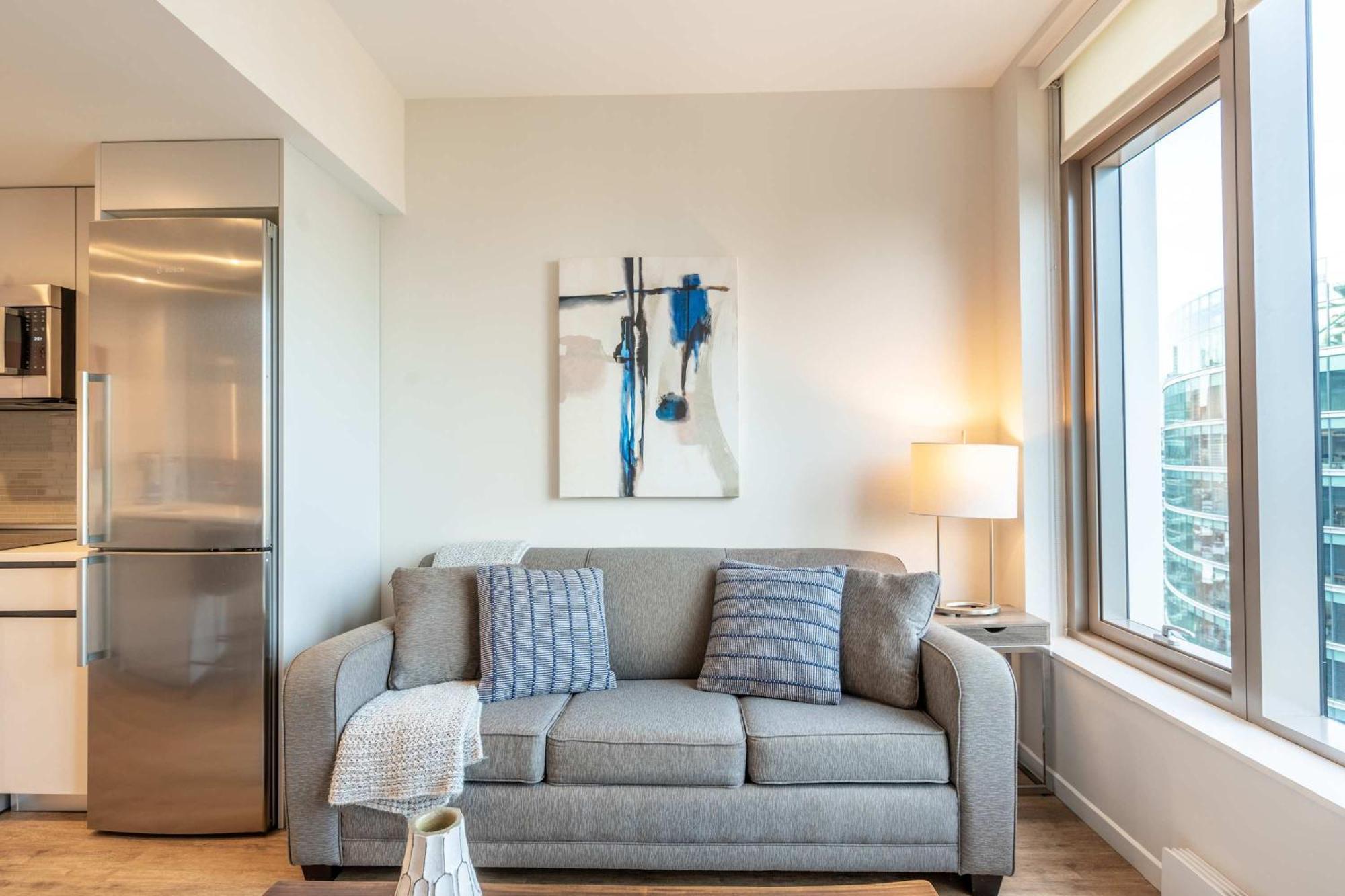 Luxury Apt Heart Of Seaport Boston Exterior photo