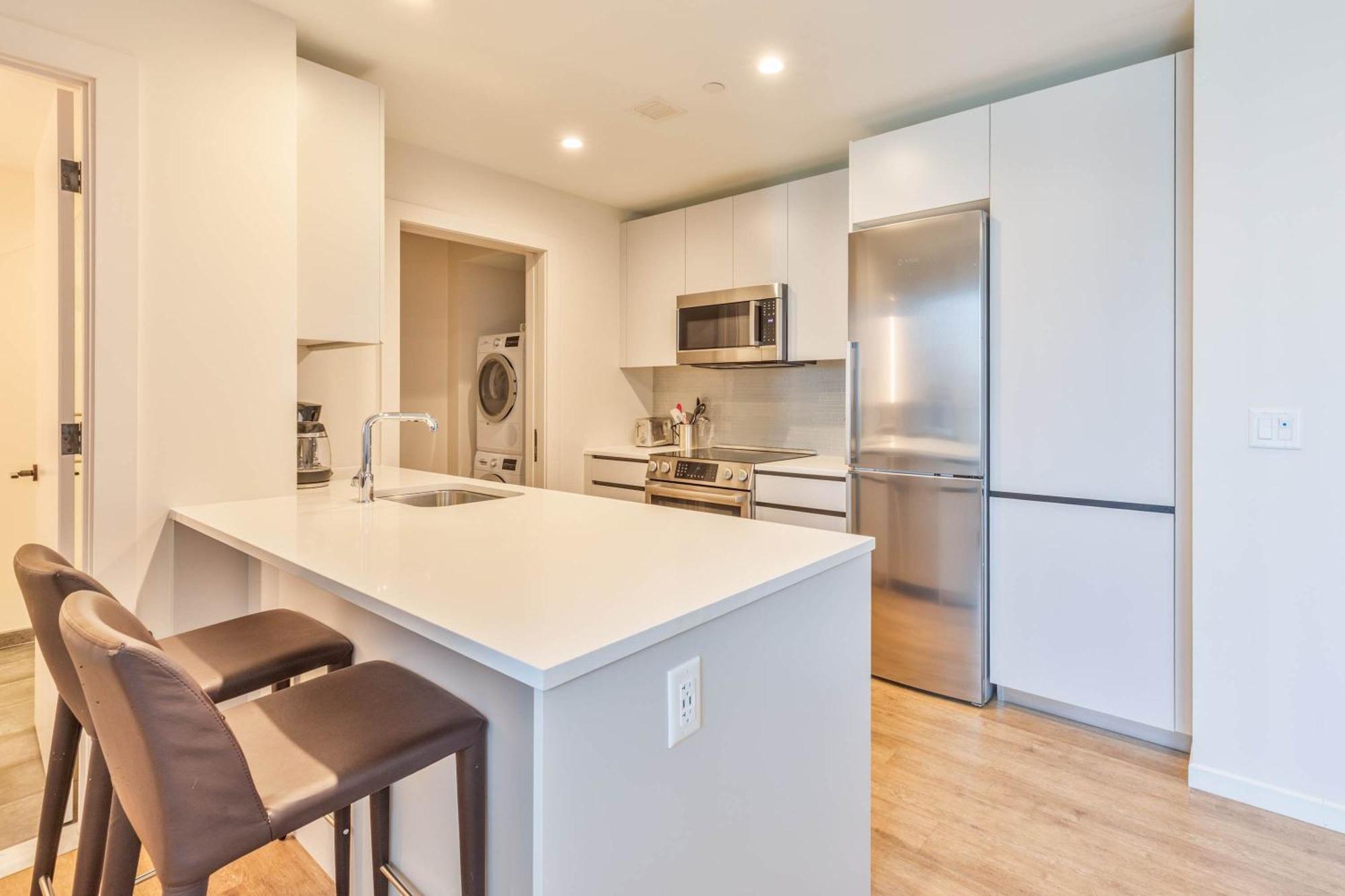 Luxury Apt Heart Of Seaport Boston Exterior photo